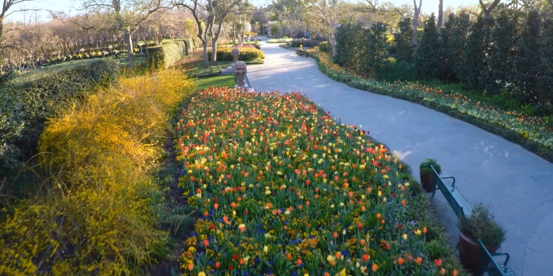 The Dallas Arboretum and Botanical Garden Garden Walkway at Dallas Arboretum, Texas