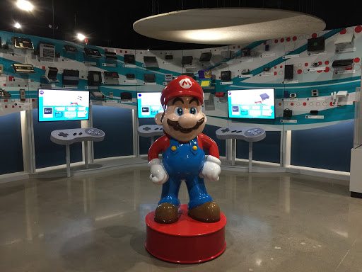 Mario statue at National Video-game Museum in Texas