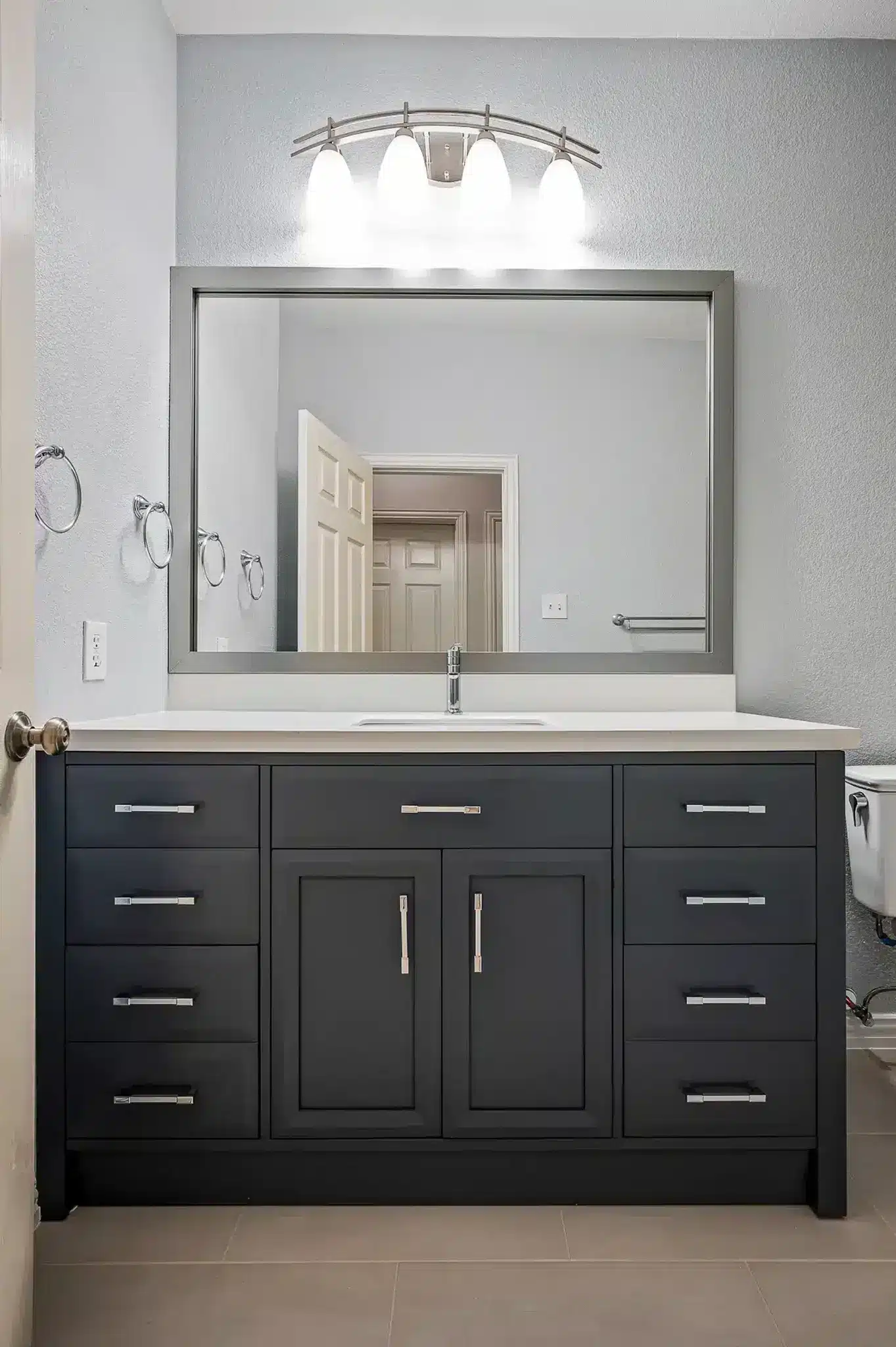 guest bathroom in Plano after remodel