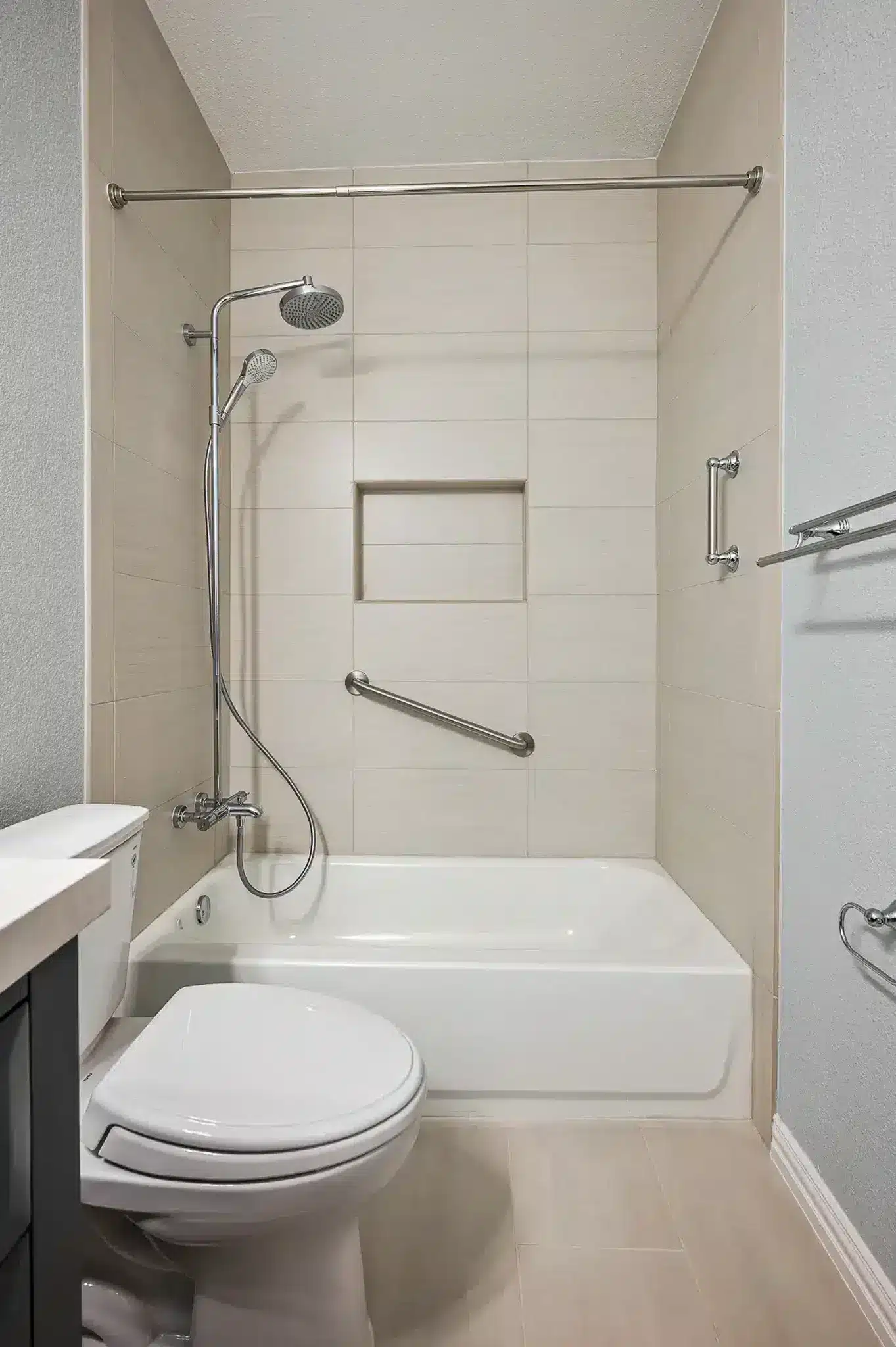 guest bathroom in Plano after remodel