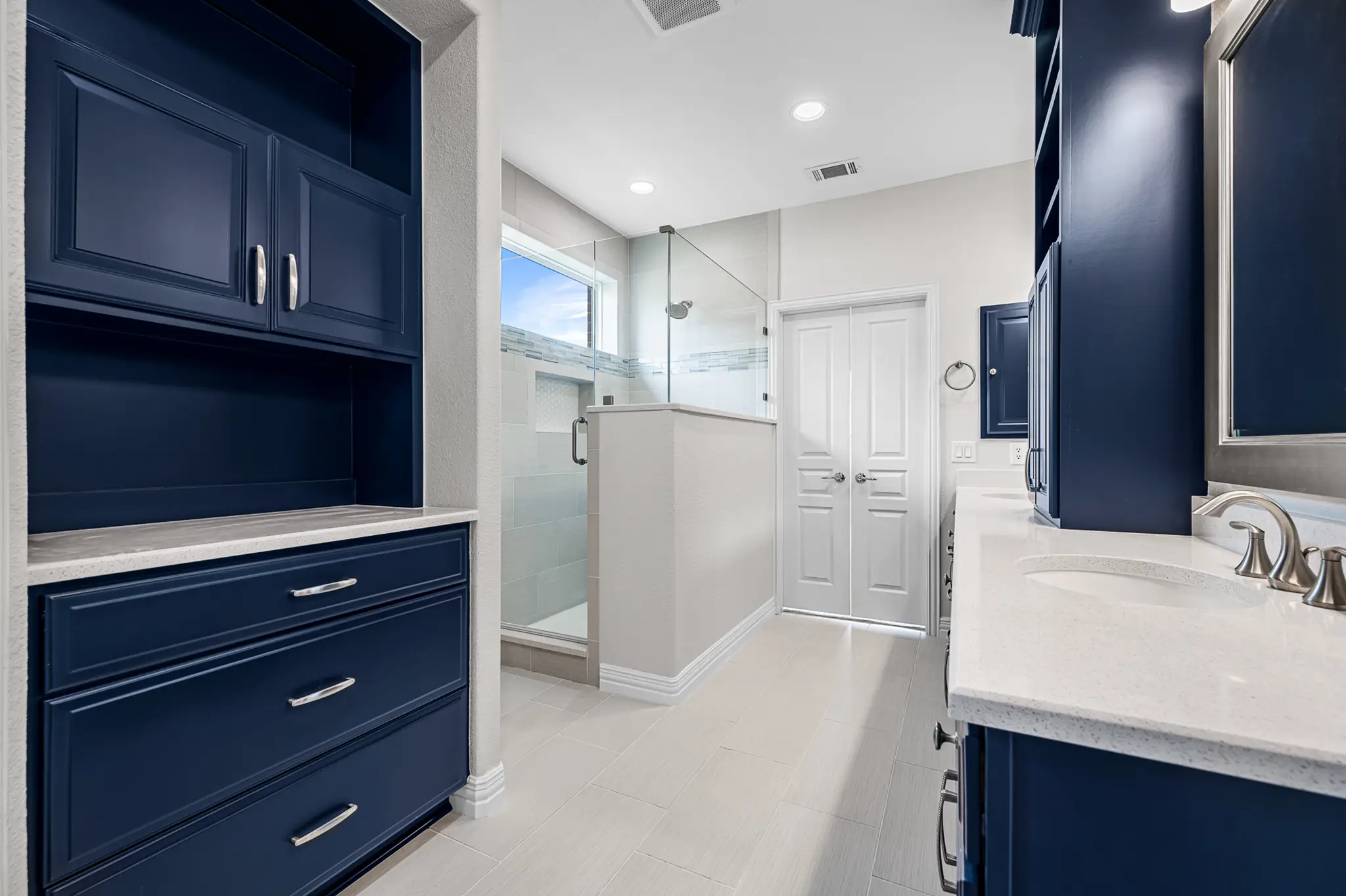 After after photo Frisco home remodel of a bathroom